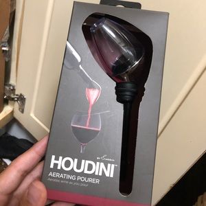 Aerating pourer - wine